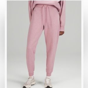 Lululemon Scuba High Rise Jogger